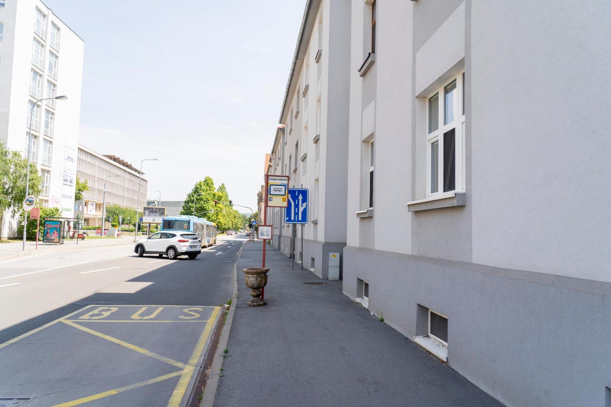 Business & Family Apartment Letna Caşonia Exterior foto